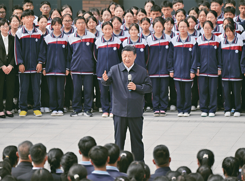 習近平：激勵新時代青年在中國式現(xiàn)代化建設中挺膺擔當